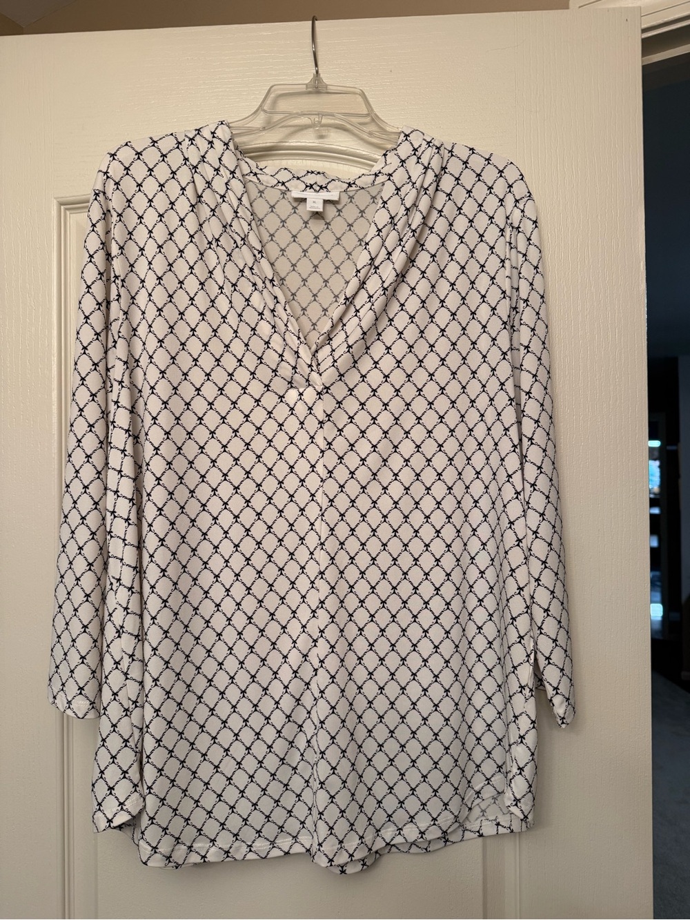 Charter Club White V-Neck 3/4 Sleeve Top with Black Lattice Print
